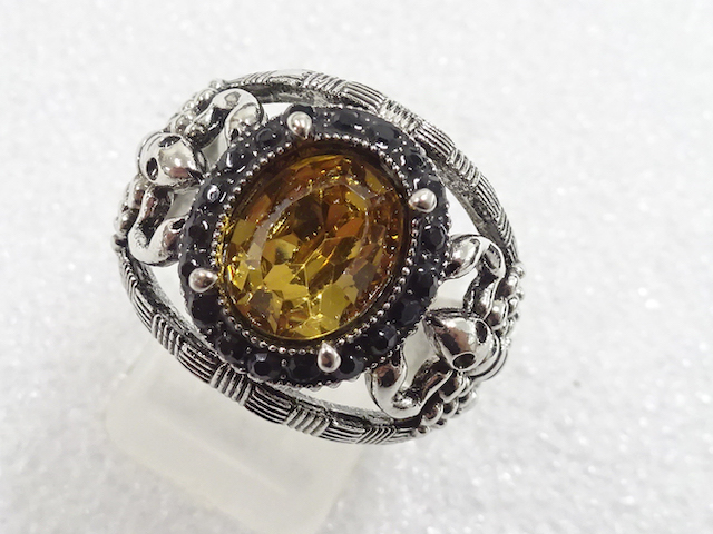 Japanese Kimono / Antique Accessories Metal